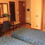 Terminal Hotel