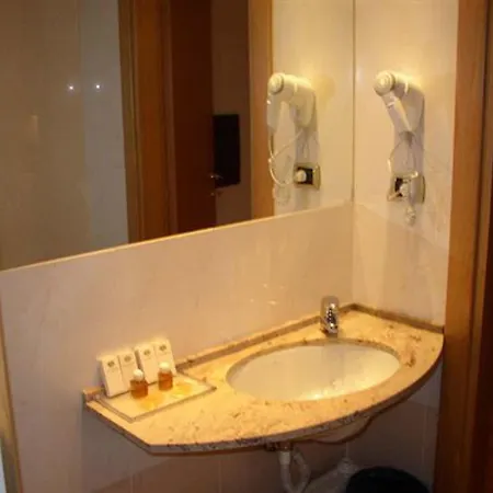 Terminal Hotel 3*