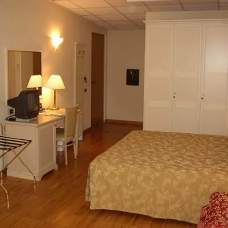 Terminal Hotel 3*