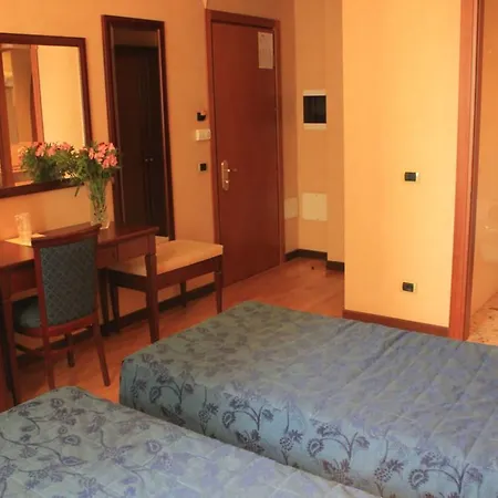 Terminal Hotel