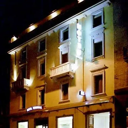 特米诺酒店 酒店